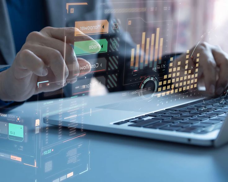 Menschen arbeiten gemeinsam an einem KI-bezogenen Lernprojekt